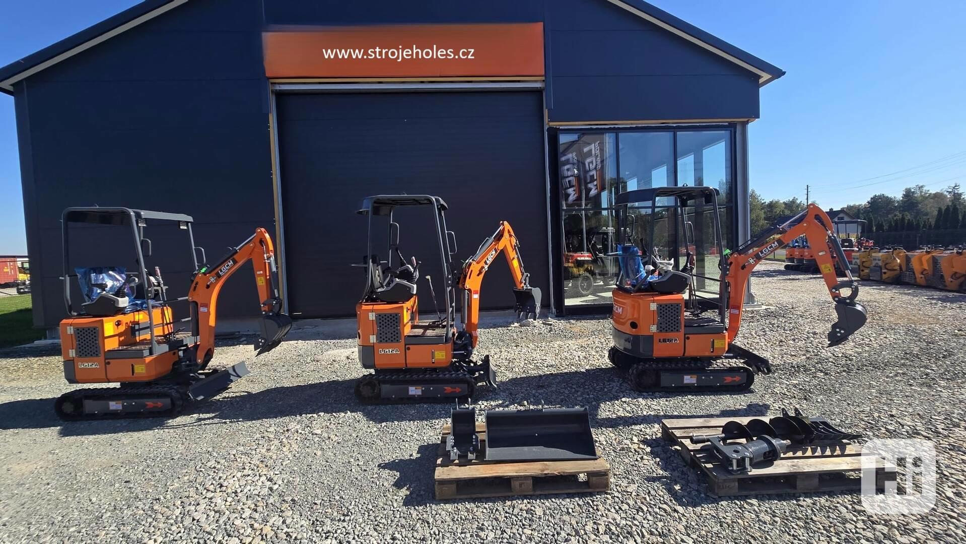 Minibagr LGCM LG12A 1,1 t Kubota +3 lžíce 20/40/80 - foto 1
