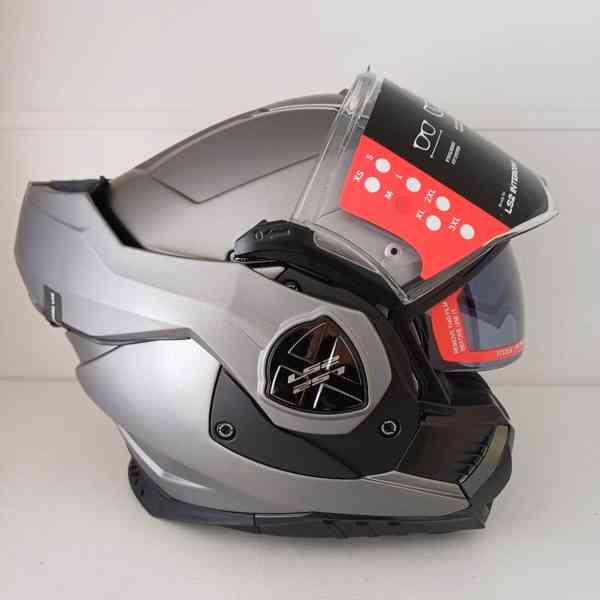 Silniční překlápěcí přilba LS2 Advant X - foto 6