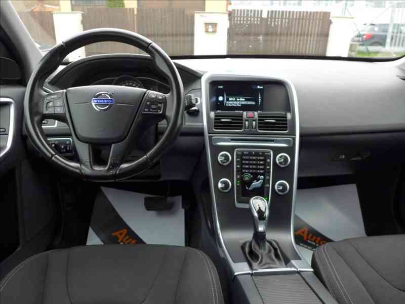 Volvo XC60 2,0 D 5TI VÁLEC, 1. MAJITEL - foto 7