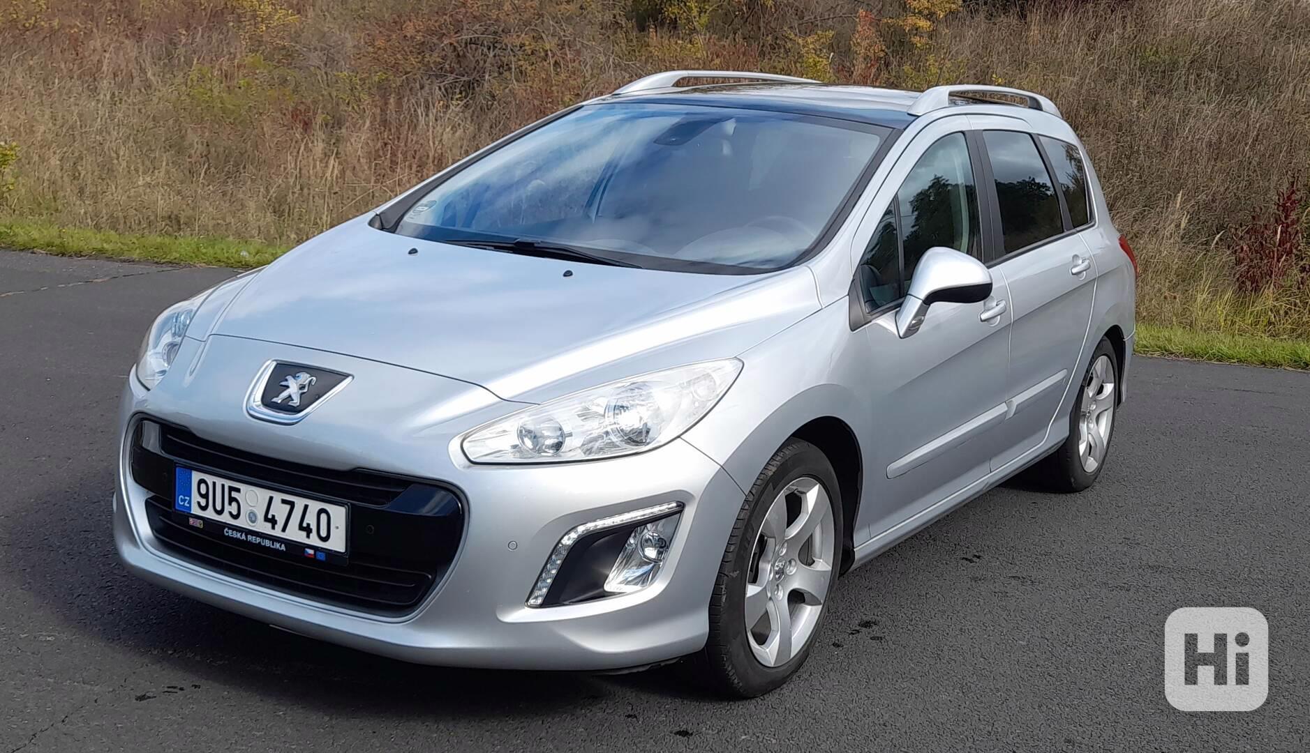 Peugeot 308 SW 1,6i 88kW 7-místný - foto 1