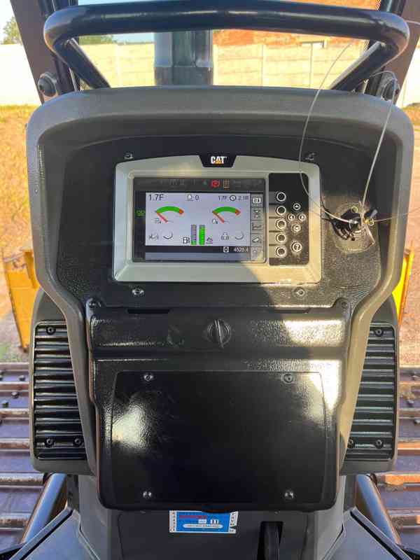 Buldozer Caterpillar D5K2LGP (Možnost leasingu) - foto 8