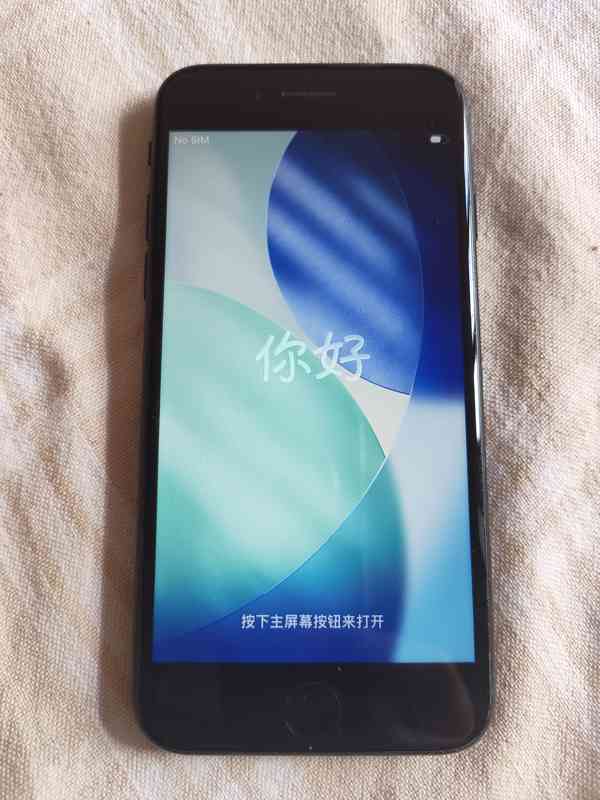 Mobilní dotykový telefon iPhone SE 2020 64GB černý - foto 3