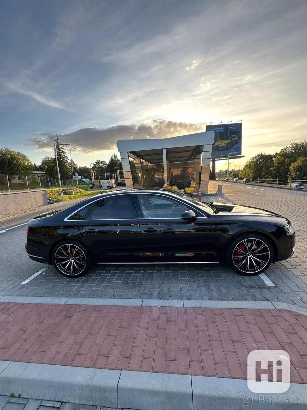 Audi A8 3,0   Auto v perfektní stavu - foto 1