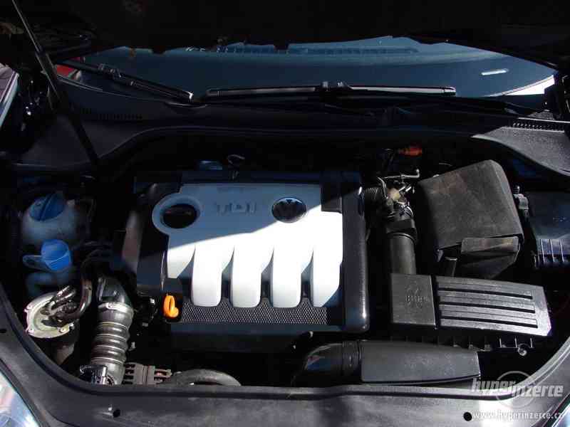 VW GOLF 1.9 TDI Variant r.v.2007 (77 KW) - foto 17