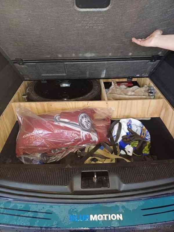 Volkswagen Sharan 2,0   7N - foto 11