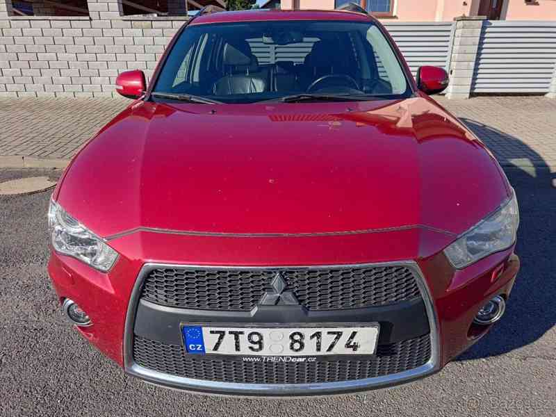 Mitsubishi Outlander 2,0   Di-D,4x4,Aut.,Kůže,7míst - foto 2