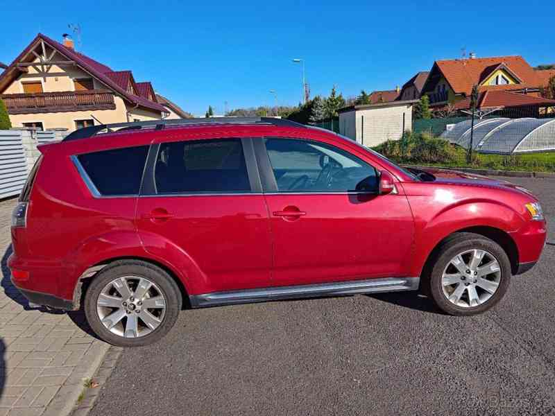 Mitsubishi Outlander 2,0   Di-D,4x4,Aut.,Kůže,7míst - foto 4