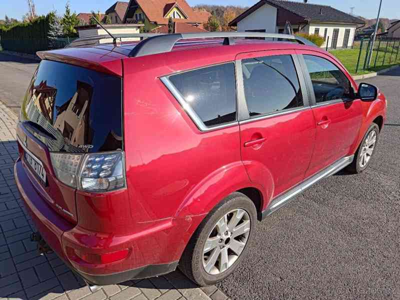 Mitsubishi Outlander 2,0   Di-D,4x4,Aut.,Kůže,7míst - foto 5