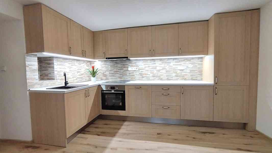 Pronájem rodinného domu 3+1, garáž, pergola, dílna - Oltyně  - foto 4