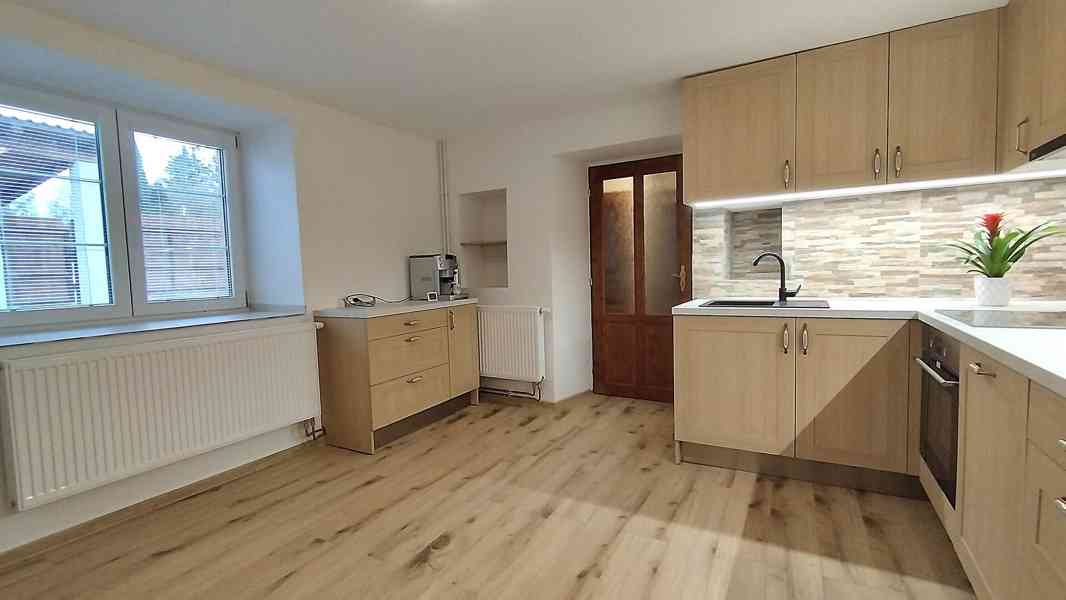 Pronájem rodinného domu 3+1, garáž, pergola, dílna - Oltyně  - foto 5