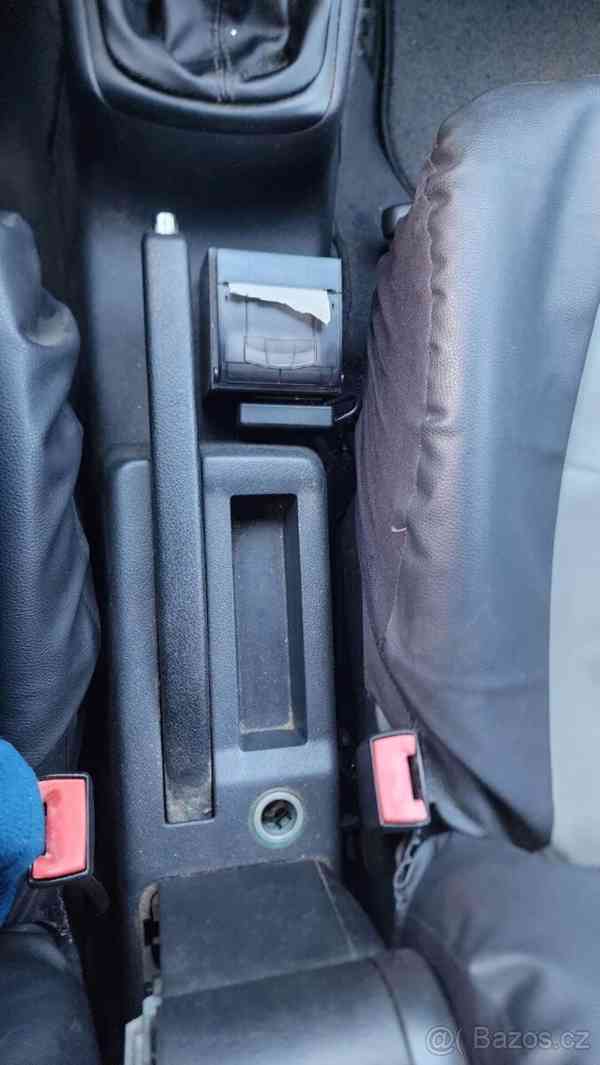 Škoda Octavia 1,9   1 Ambiente TDI - foto 11