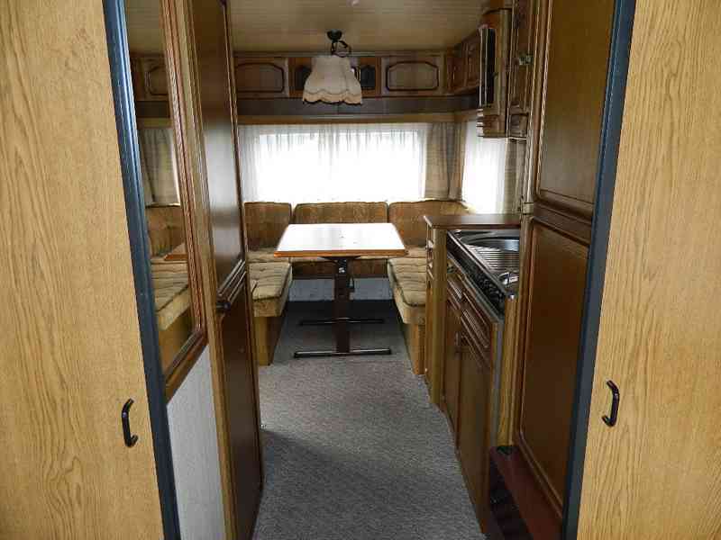 Karavan Burstner - foto 6