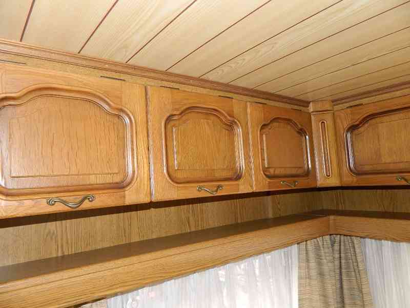Karavan Burstner - foto 12