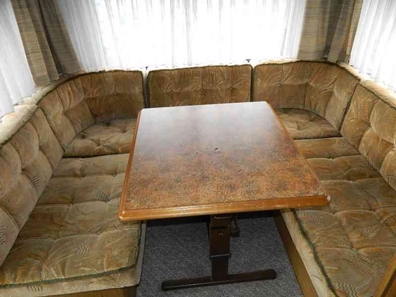 Karavan Burstner - foto 9