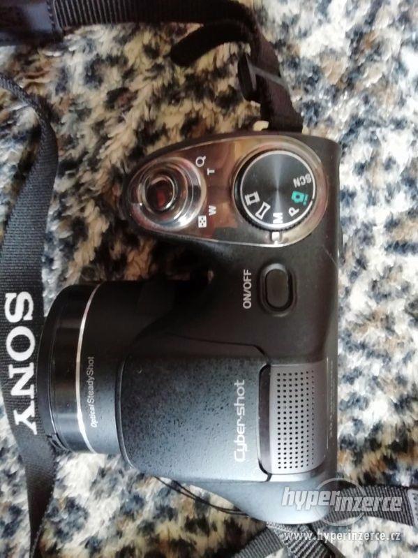 Digitální fotoaparát Sony Cyber-shot DSC-H300 - foto 4