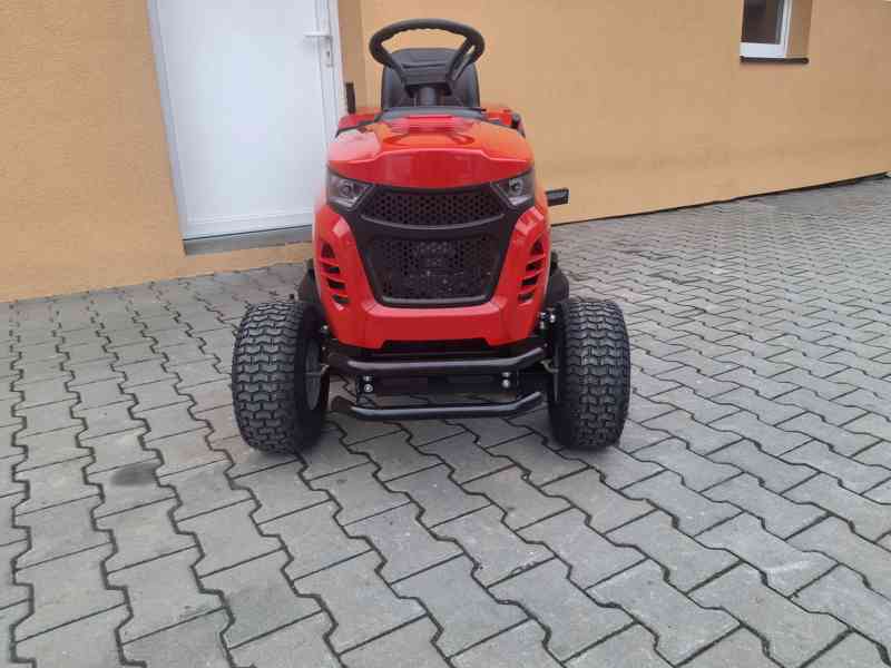 Zahradní traktor TB GARDEN LT-40R Opava - foto 3