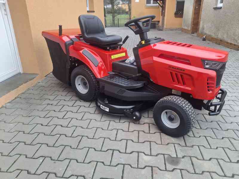 Zahradní traktor TB GARDEN LT-40R Opava - foto 2