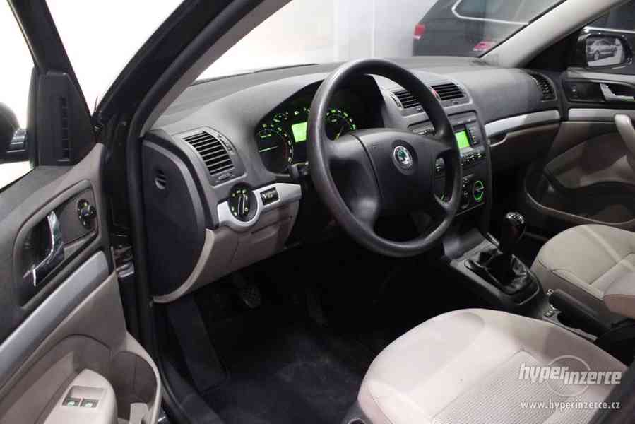 Škoda Octavia II 1.9 TDI kombi letní+zimní Alu - foto 19