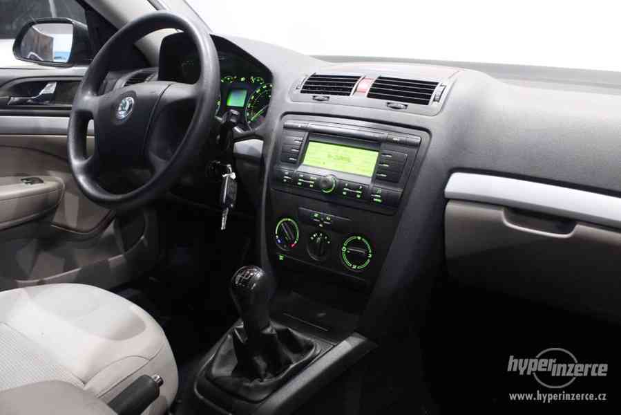 Škoda Octavia II 1.9 TDI kombi letní+zimní Alu - foto 28