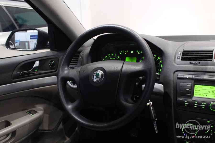 Škoda Octavia II 1.9 TDI kombi letní+zimní Alu - foto 30