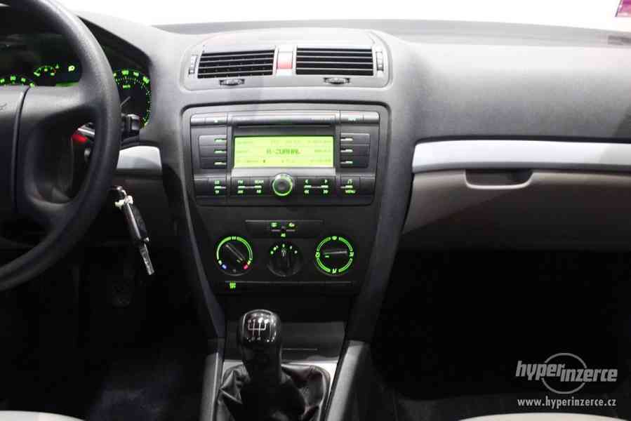Škoda Octavia II 1.9 TDI kombi letní+zimní Alu - foto 31