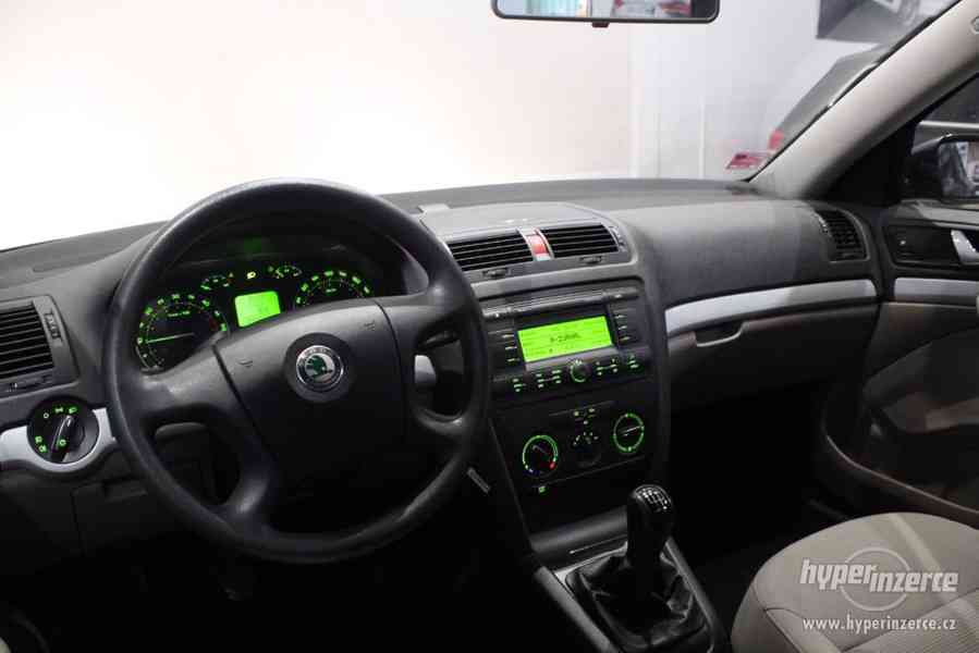 Škoda Octavia II 1.9 TDI kombi letní+zimní Alu - foto 33