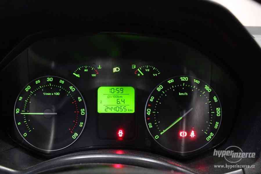 Škoda Octavia II 1.9 TDI kombi letní+zimní Alu - foto 34