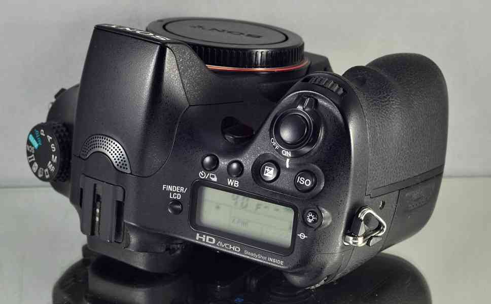 Sony SLT- A77 DSLR*24,3MPix*Full HDV*GPS 32600 Exp - foto 4