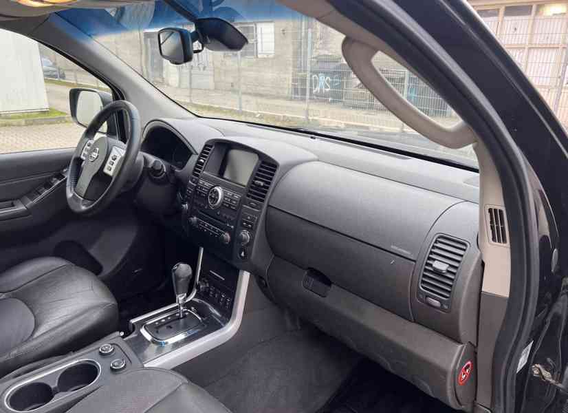 Nissan Pathfinder 3.0 dCi LE 170kw - foto 12