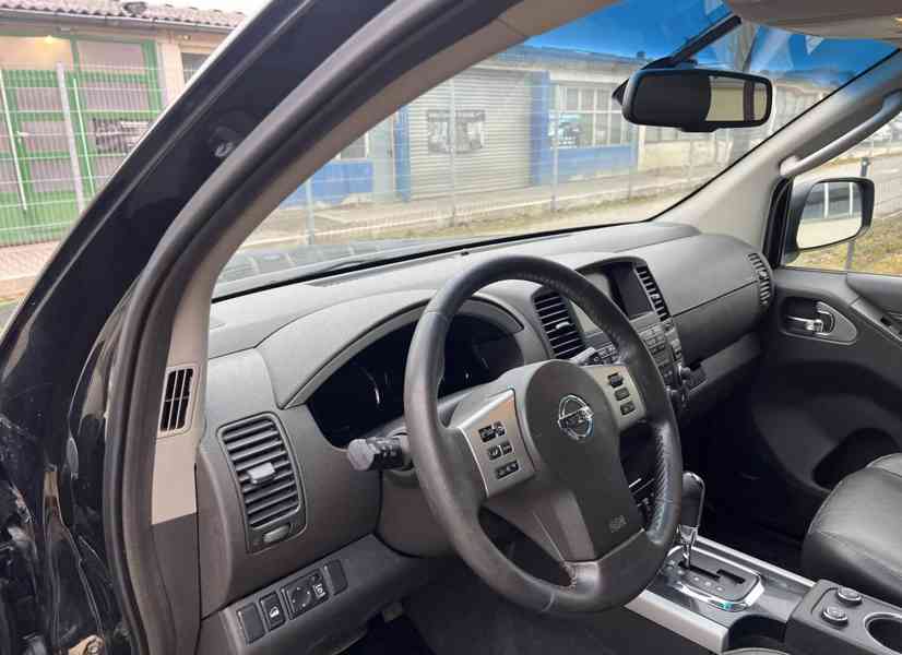 Nissan Pathfinder 3.0 dCi LE 170kw - foto 10