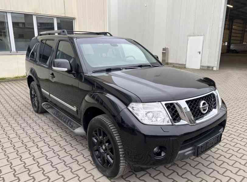 Nissan Pathfinder 3.0 dCi LE 170kw - foto 1
