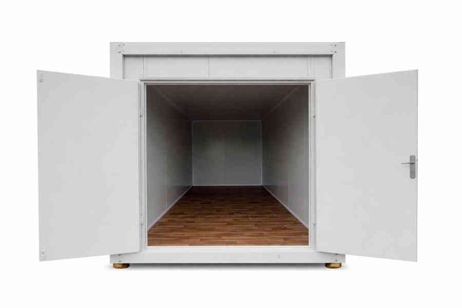 Skladový kontejner, 6x2,4 m, izolovaný, v Kolíně. - foto 1