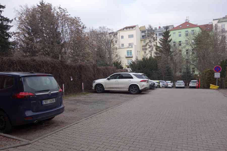 Atraktivní obchodní prostory v Brně na ul. Údolní - foto 13