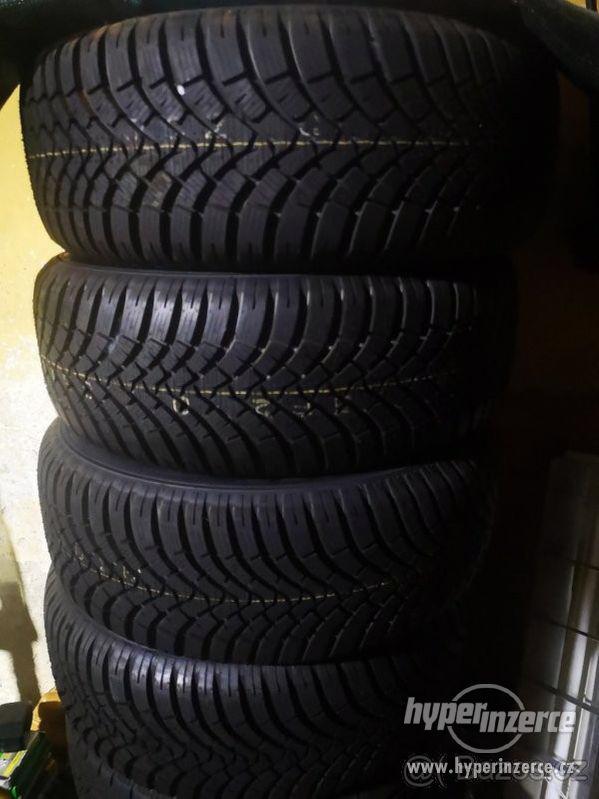 Zimní pneumatiky 235/60x16 - foto 2