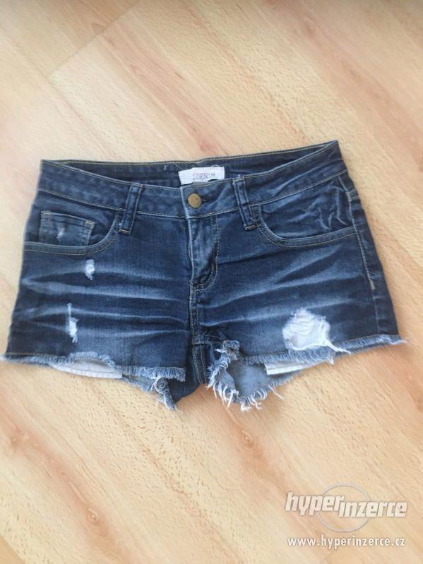 Dívčí značkové jeans kraťasy z USA, S - foto 1