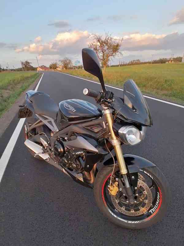 Triumph Street Triple 675 - foto 5