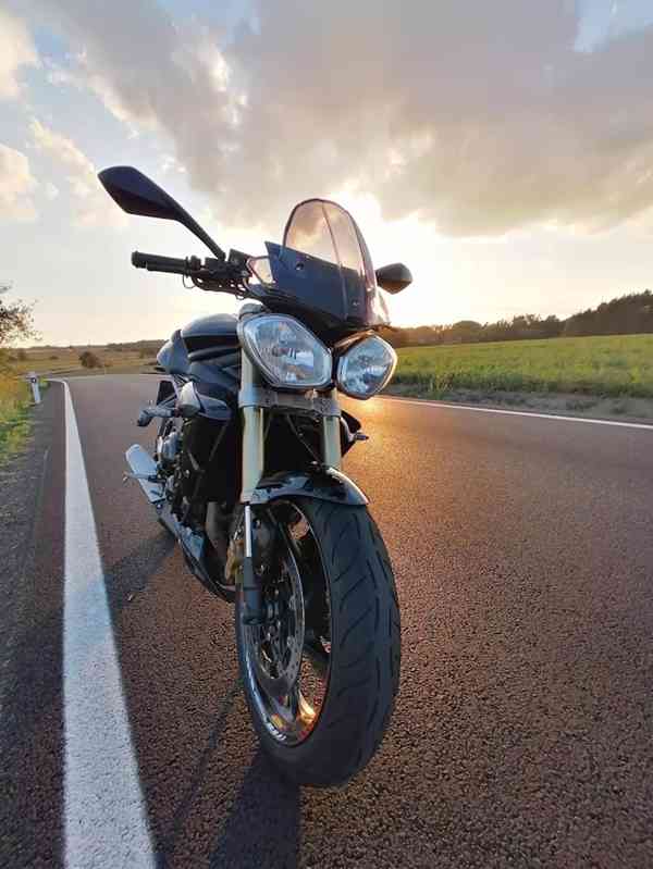 Triumph Street Triple 675 - foto 8