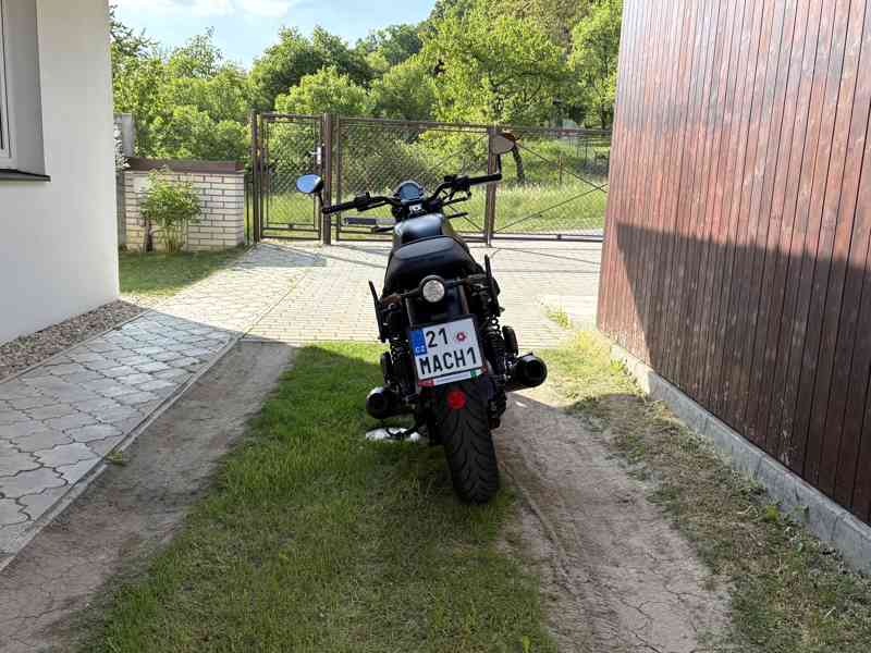 Moto Guzzi V7 850 Stone - foto 4