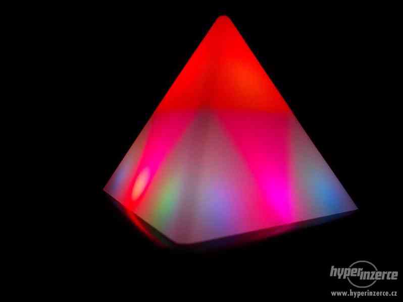 orientační osvětlení - pyramida. 1+ 1 zdarma,doprava zdarma - foto 2