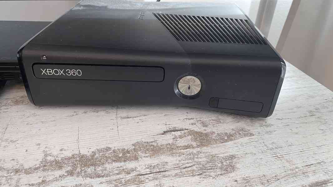 Sony xbox 360 Kinect + volant a pedály+ 20xhry+2x ovladač - foto 5