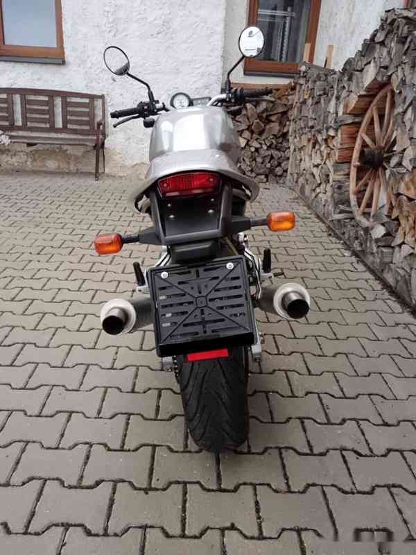 DUCATI MONSTER 750 - foto 13