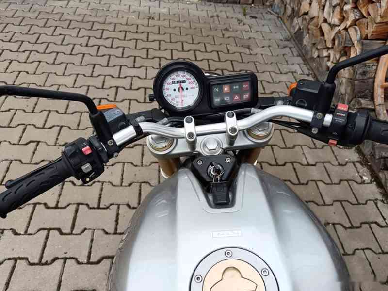 DUCATI MONSTER 750 - foto 11