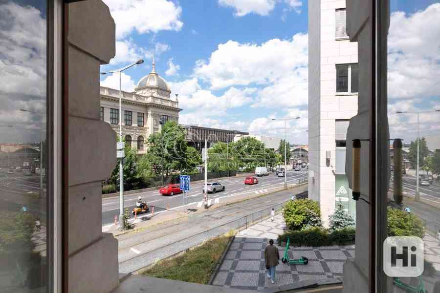Atraktivní a prostorný byt 3+kk se šatnou, 117m2 v centru Prahy - foto 4
