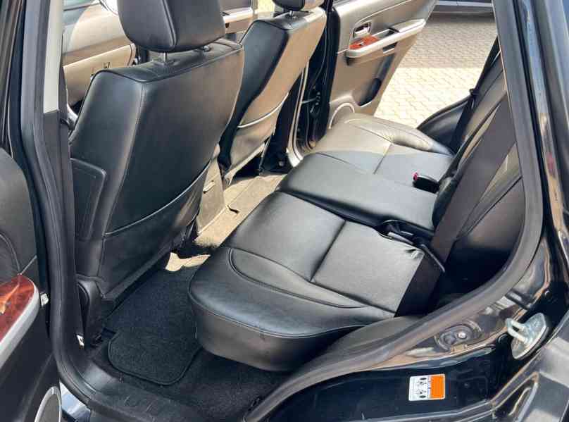 Suzuki Grand Vitara 2.0i Club benzín 103kw - foto 10