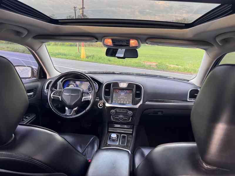 Chrysler 300 C 3.6 V6 4x4 AWD Panorama 2016 - foto 11