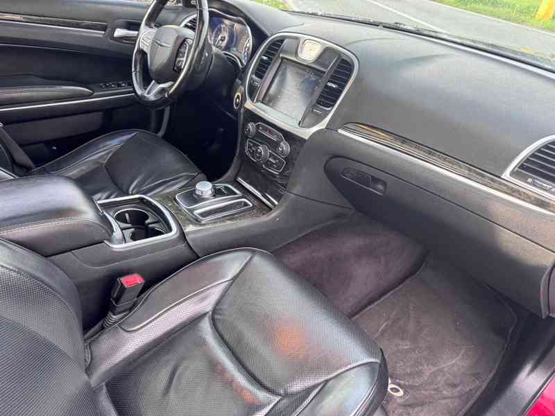Chrysler 300 C 3.6 V6 4x4 AWD Panorama 2016 - foto 12