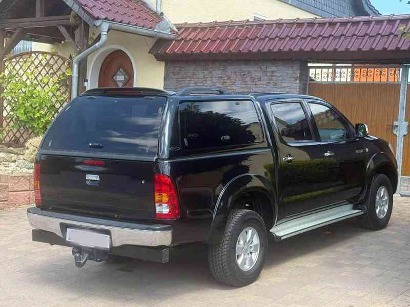 Toyota Hilux 3,0D4D Aut. Sol 4x4 126kw - foto 15