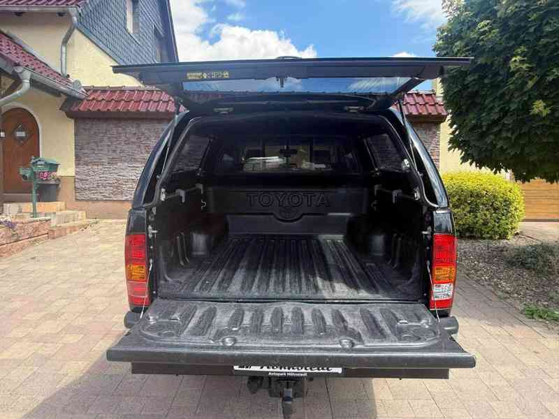 Toyota Hilux 3,0D4D Aut. Sol 4x4 126kw - foto 14