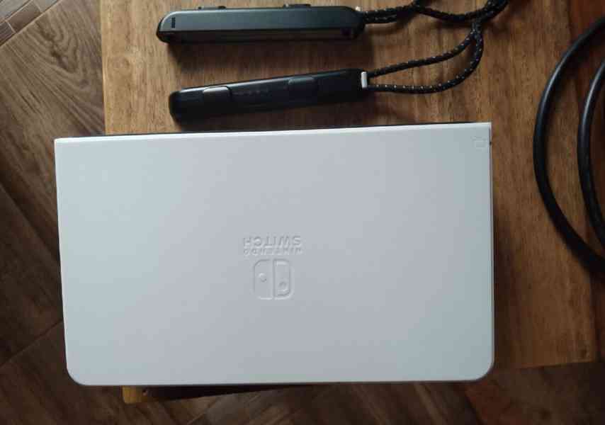 Nintendo Switch OLED - foto 5