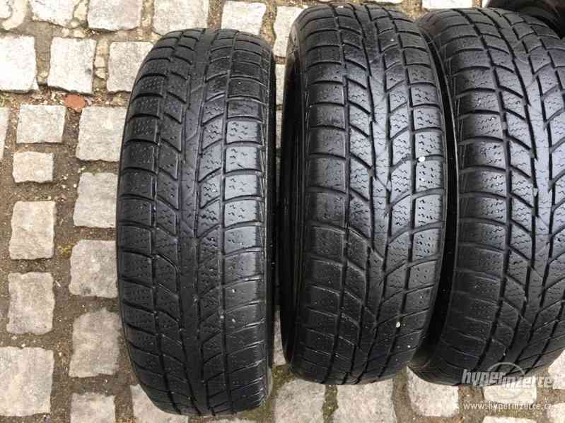 145 60 13 R13 zimní pneumatiky Hankook - foto 2